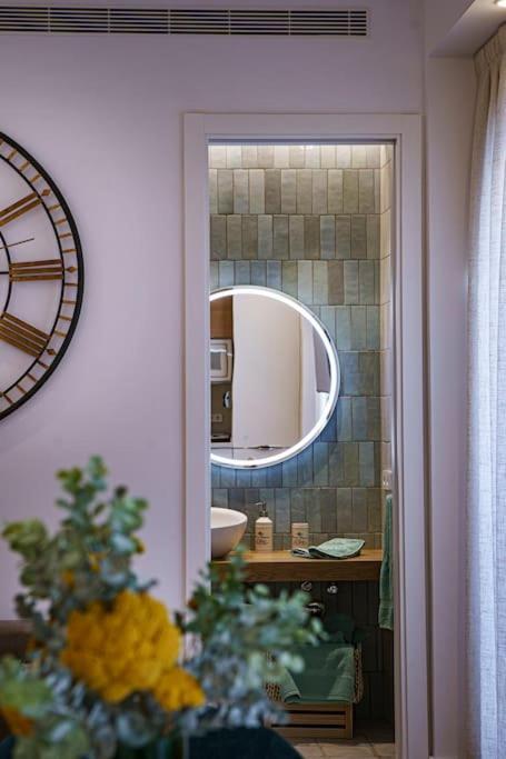 Mini Hotel In The Heart Of Sevilla For Exclusive Usage Exteriér fotografie