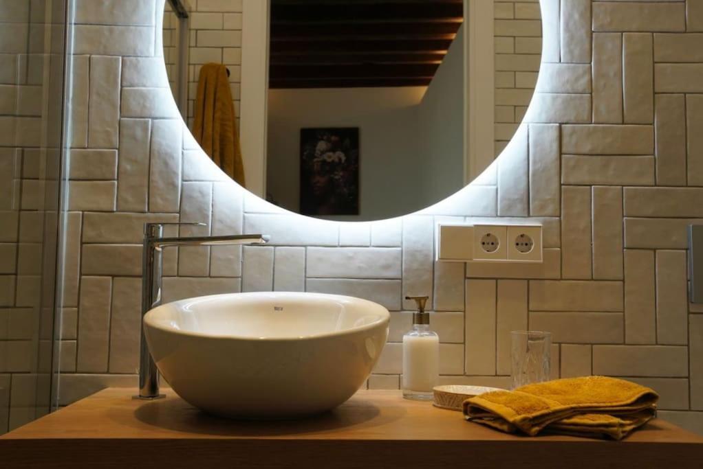 Mini Hotel In The Heart Of Sevilla For Exclusive Usage Exteriér fotografie