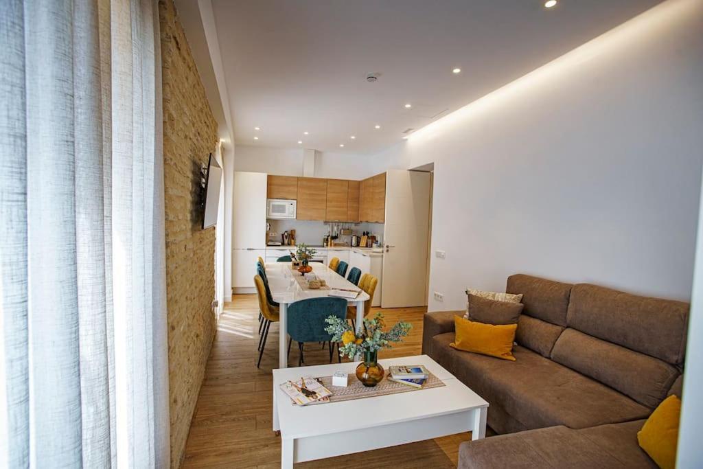 Mini Hotel In The Heart Of Sevilla For Exclusive Usage Exteriér fotografie